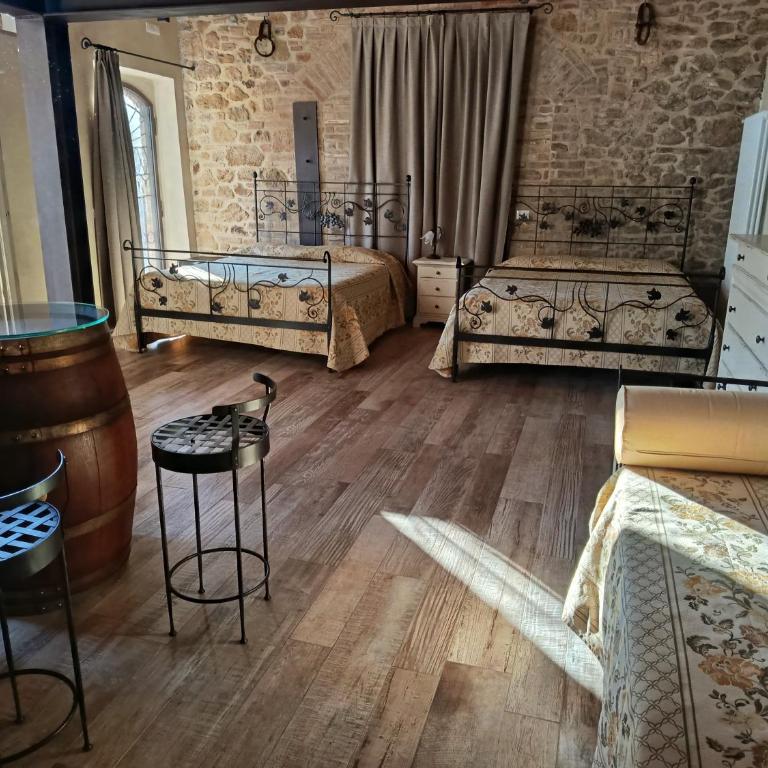 Rocca degli Olivi - Luxury Quadruple Room - 11