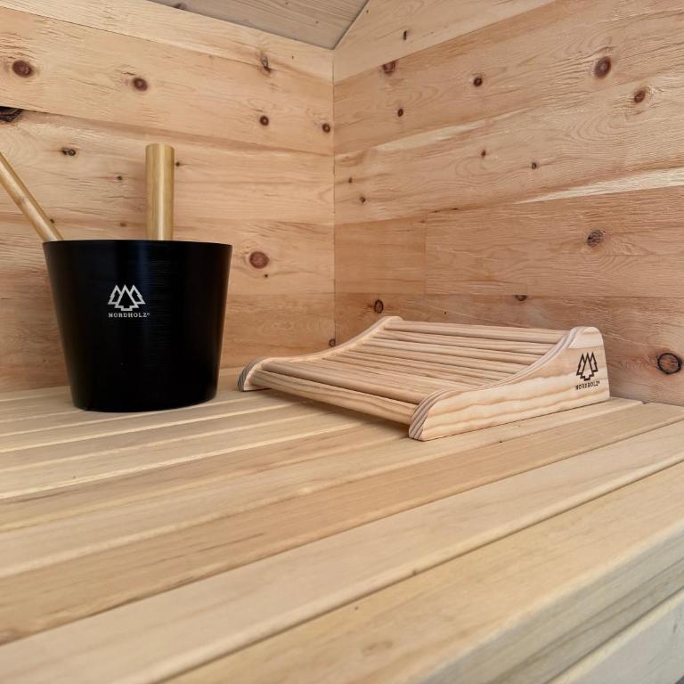 DAS BISCHOF - 5 exklusive Ferienwohnungen und 1 Doppelzimmer - 4x mit privater Zirben Sauna - Semmelservice & Hindelang PLUS - Studio-Apartment mit Balkon - 3