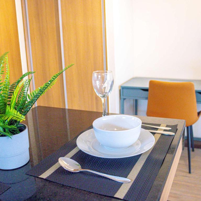HOM I Amplio y Moderno Studio en Las Condes - Estudio - 75