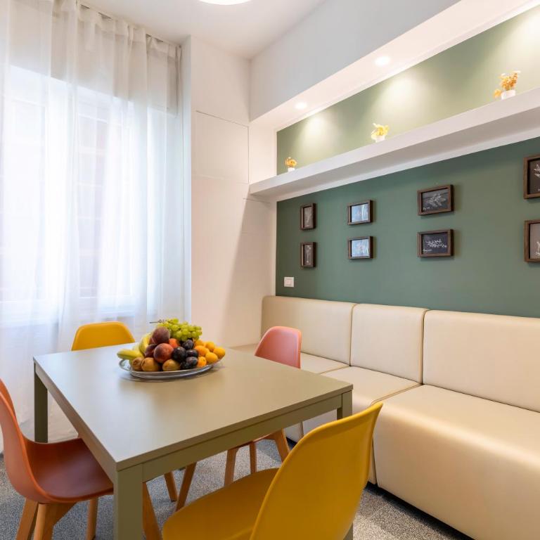 Hostly-San Paolo Charme Apartment - Appartamento Deluxe con 3 Camere da Letto - 2