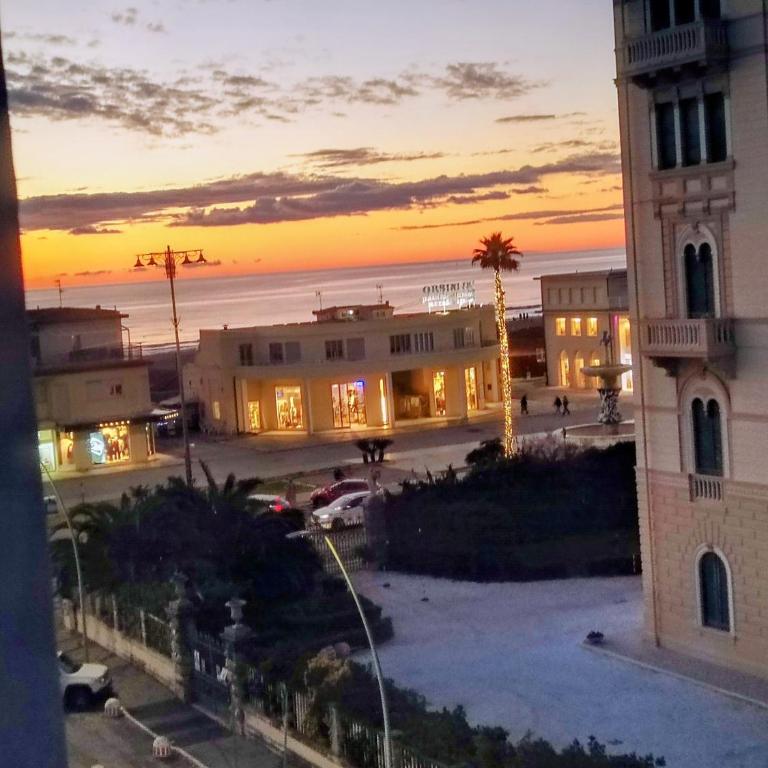 Viareggio sul mare - Appartamento con 3 Camere da Letto e Vista Acqua - 20