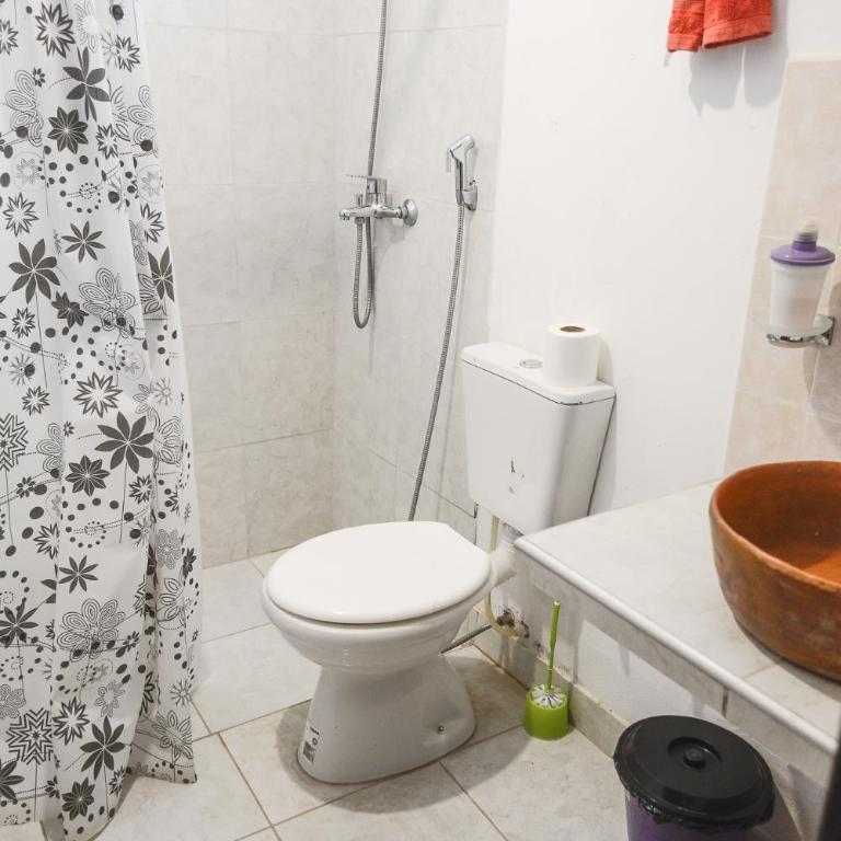 Hospedaje Casa Gaite - Habitación Familiar con baño privado - 11