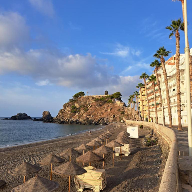 Velilla Seaview with Pool and Parking - Apartamento de 2 dormitorios con terraza y vistas al mar - 39