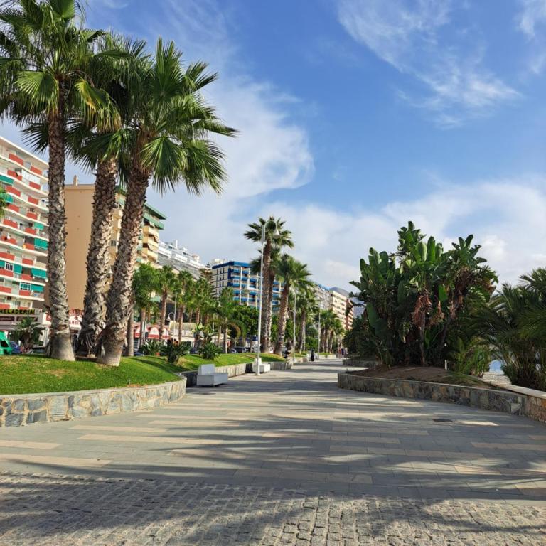 Velilla Seaview with Pool and Parking - Apartamento de 2 dormitorios con terraza y vistas al mar - 43