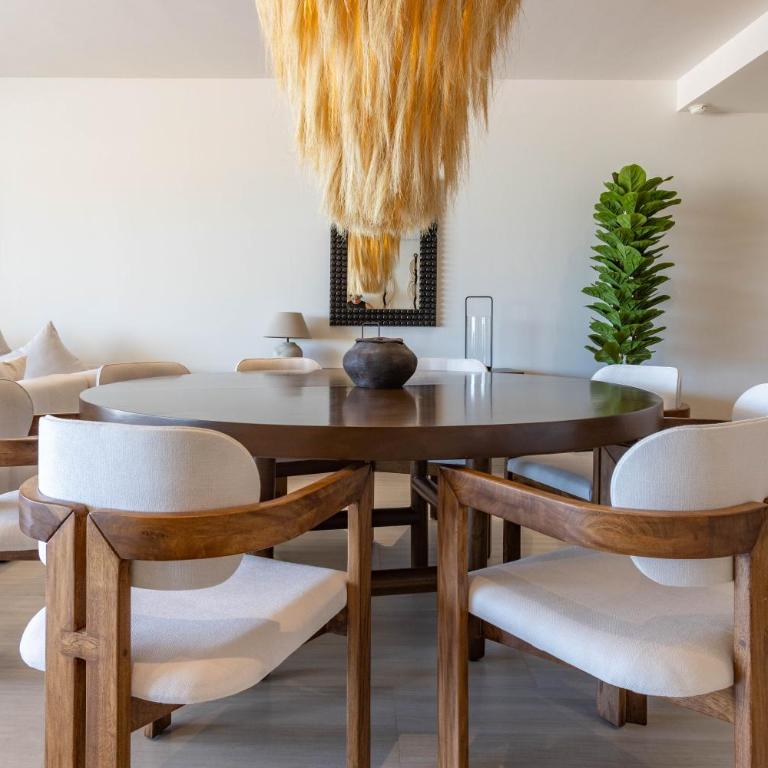 Luxury Pedregal Condo - Views, Pool & Concierge - Apartamento de 3 dormitorios - 65