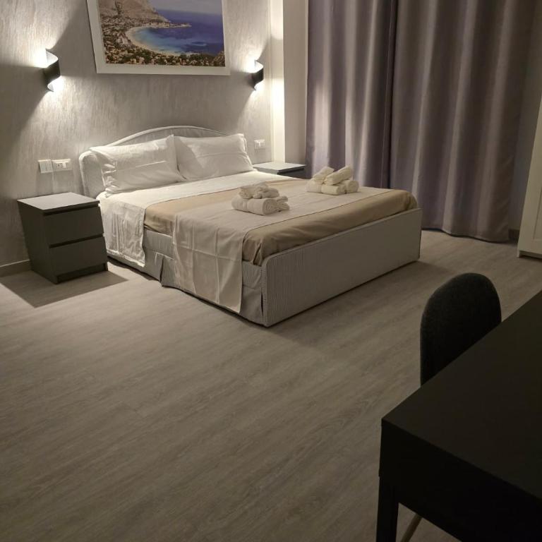 La Mantia Luxury Rooms - Camera Quadrupla con Bagno Privato - 14