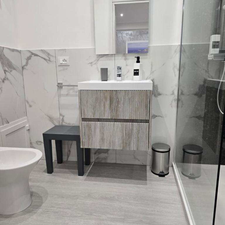 La Mantia Luxury Rooms - Camera Quadrupla con Bagno Privato - 16