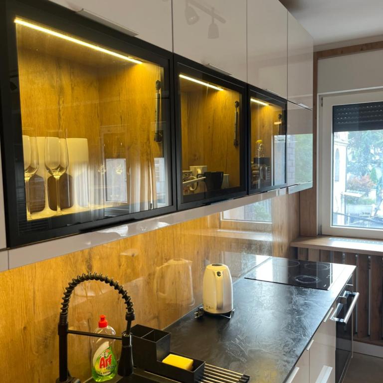 Forest Nook FREE GARAGE - One-Bedroom Apartment - 6
