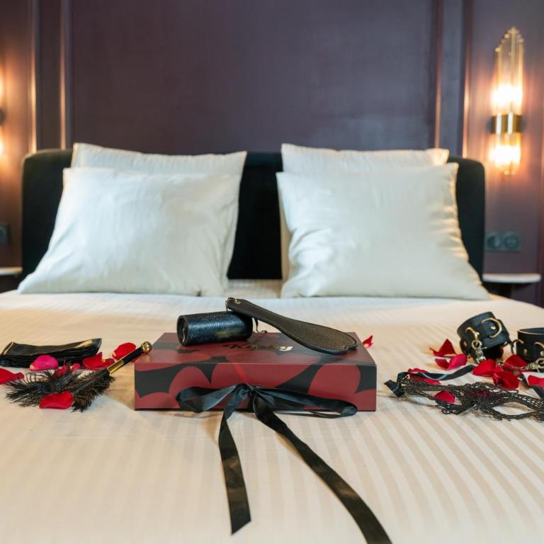 Luxury Love Room - Balneo - Cinema - Appartement 1 Chambre - 12