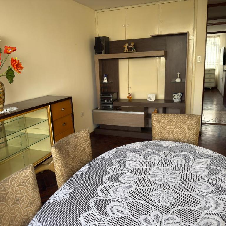 Vintage Apartment Arequipa - Two-Bedroom Superior Apartment - 14