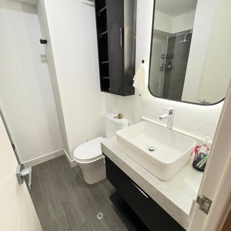 San Isidro Financial Flat Lima - One-Bedroom Apartment - 13