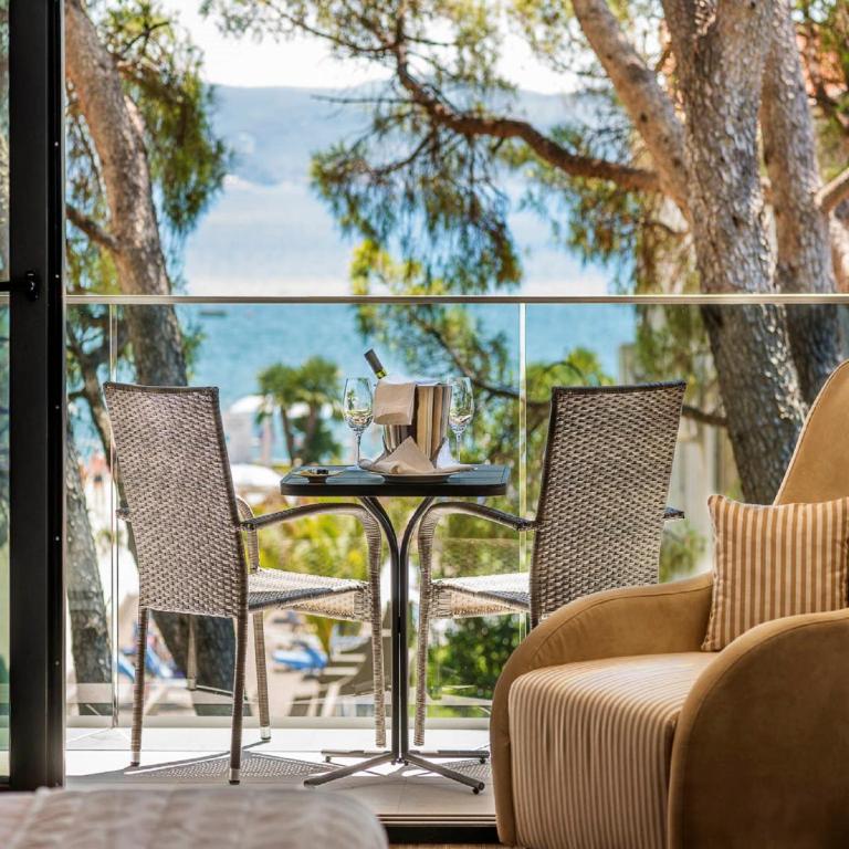 Palmon Bay Hotel & Spa - Superior Double Room with Balcony and Sea View - 2
