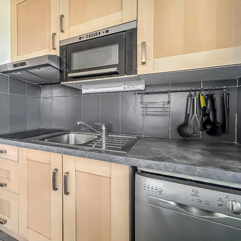 Balcon vue mer, lumineux et parking privé - Apartamento de 1 dormitorio - 17