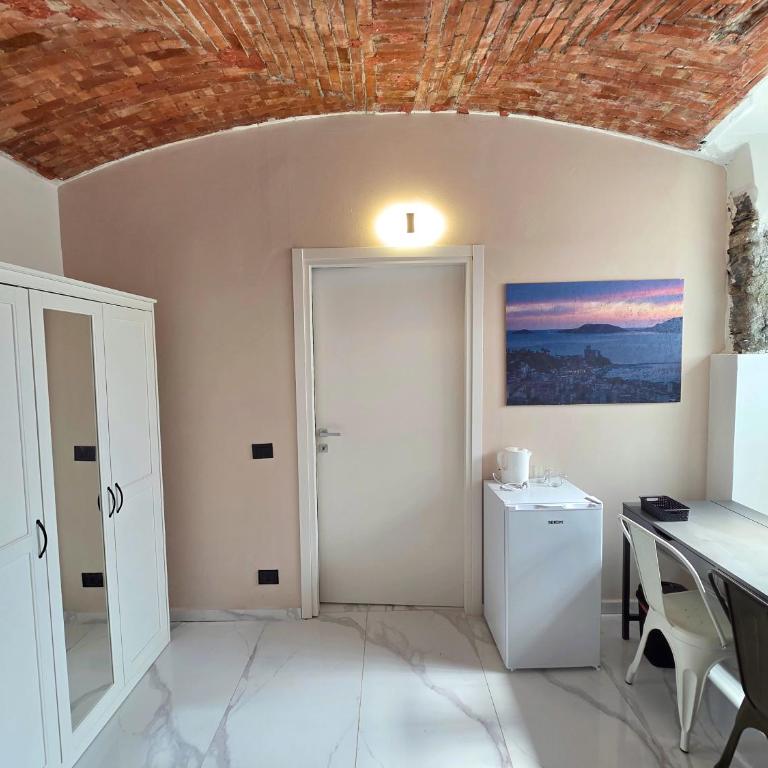 Affittacamere Guest House Girò - Camera Matrimoniale con Bagno Privato - 1