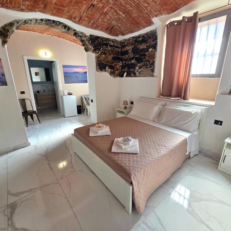 Affittacamere Guest House Girò - Camera Matrimoniale con Bagno Privato - 12