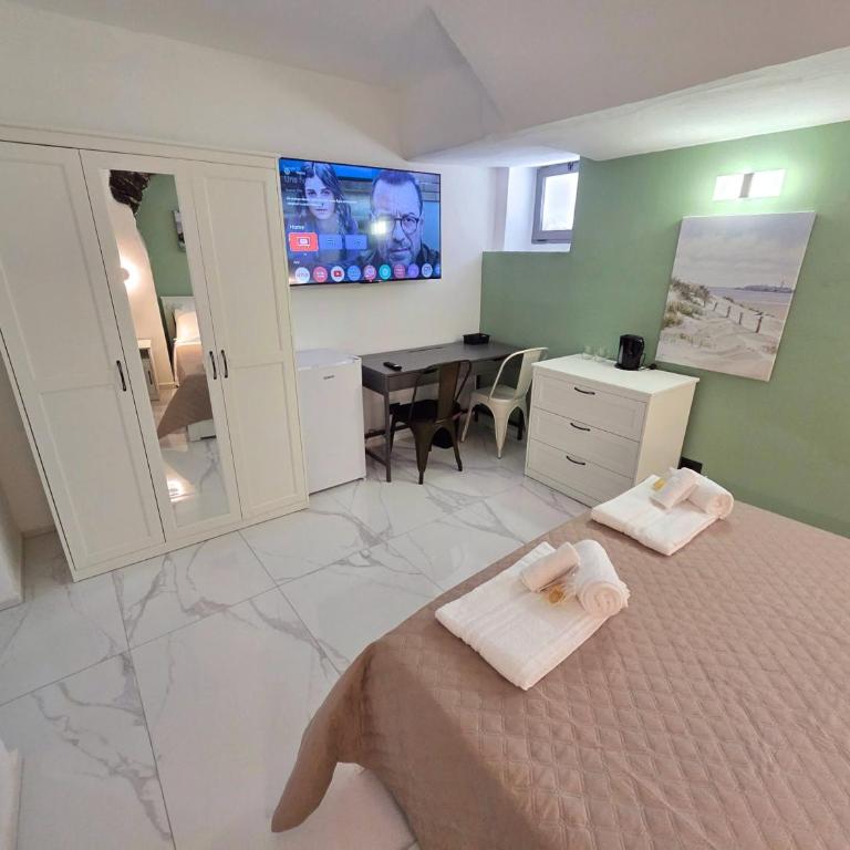 Affittacamere Guest House Girò - Camera Matrimoniale con Bagno Privato - 3