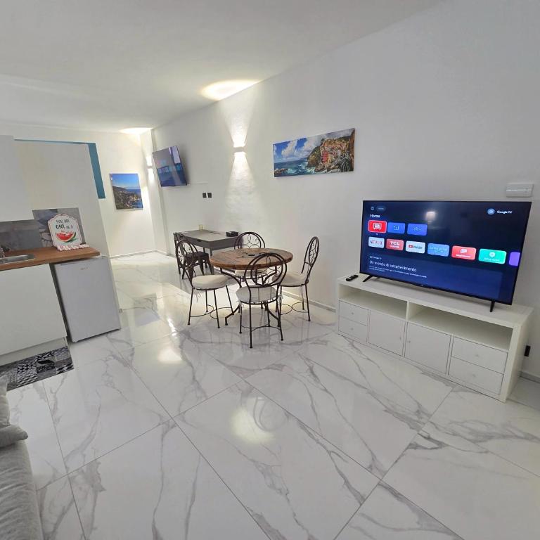 Affittacamere Guest House Girò - Monolocale Familiare - 10