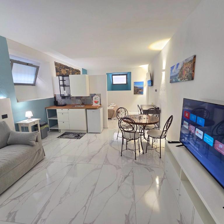 Affittacamere Guest House Girò - Monolocale Familiare - 3
