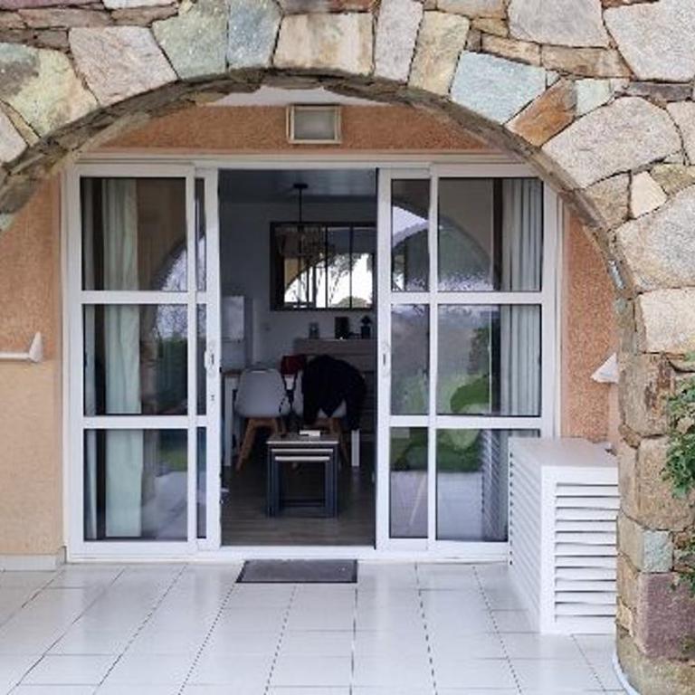 T2 Saint-Raphaël, Cap Esterel village, vue mer, rez de jardin - Apartment mit 1 Schlafzimmer - 15