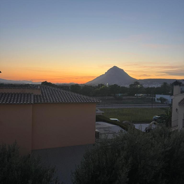 3 bedroom holiday apartment nearby arenal javea - Apartamento de 3 dormitorios - 25