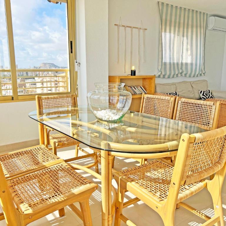 Oasis Frente al Mar. Parking Gratis - Apartamento de 3 dormitorios - 13