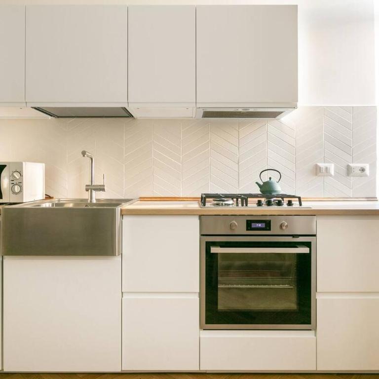 CHARMING COURTYARD HOUSE in the heart of Milan - One-Bedroom Apartment - 6