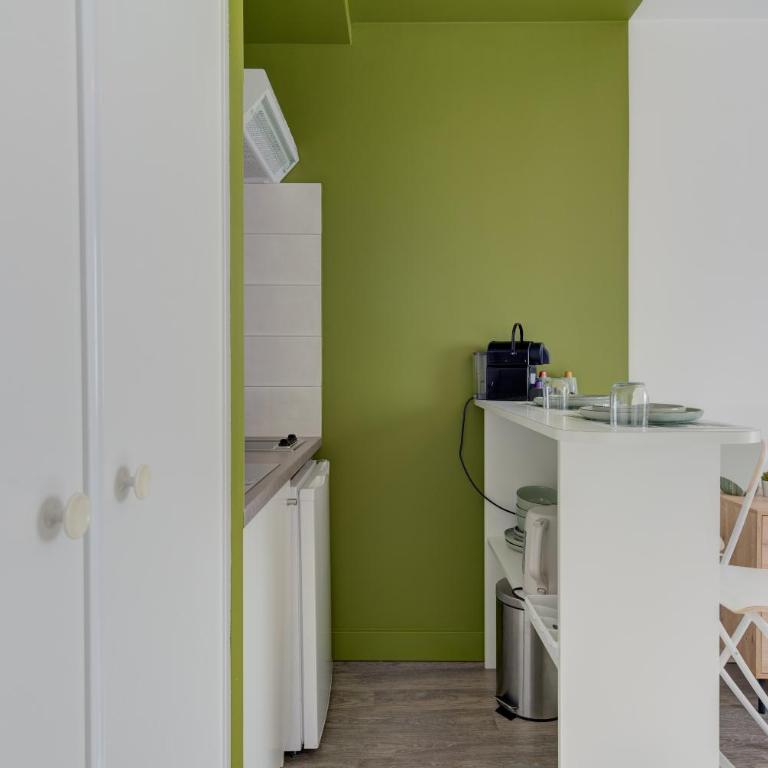 Studio Cosy - 100m Gare de Tours - Idéal - Studio with Sofa Bed - 13