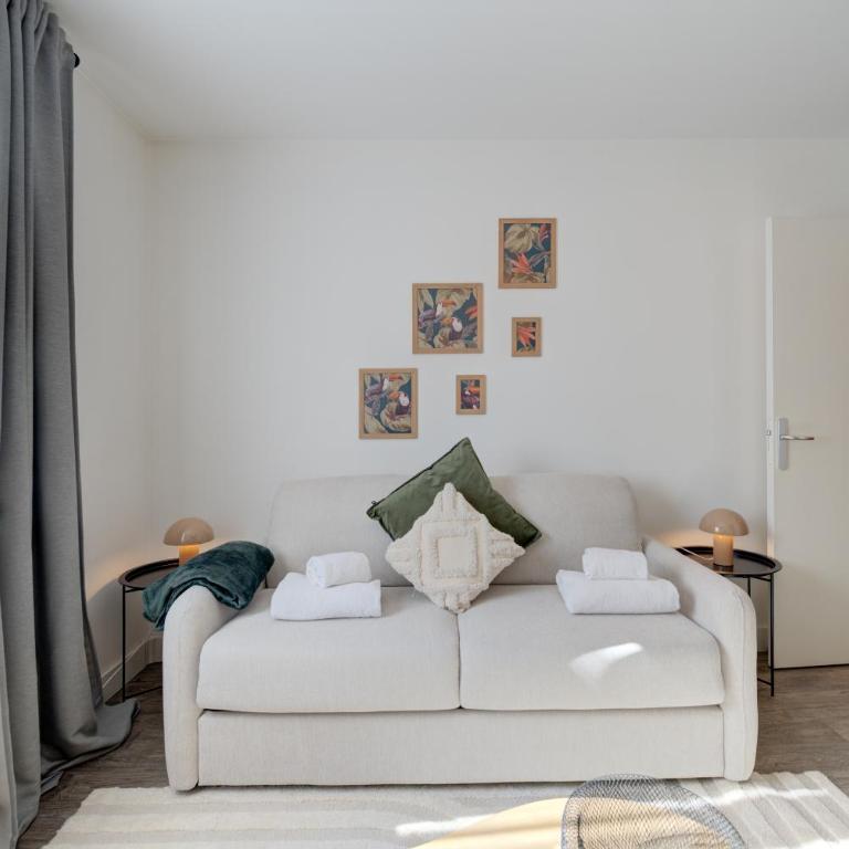 Studio Cosy - 100m Gare de Tours - Idéal - Studio with Sofa Bed - 17