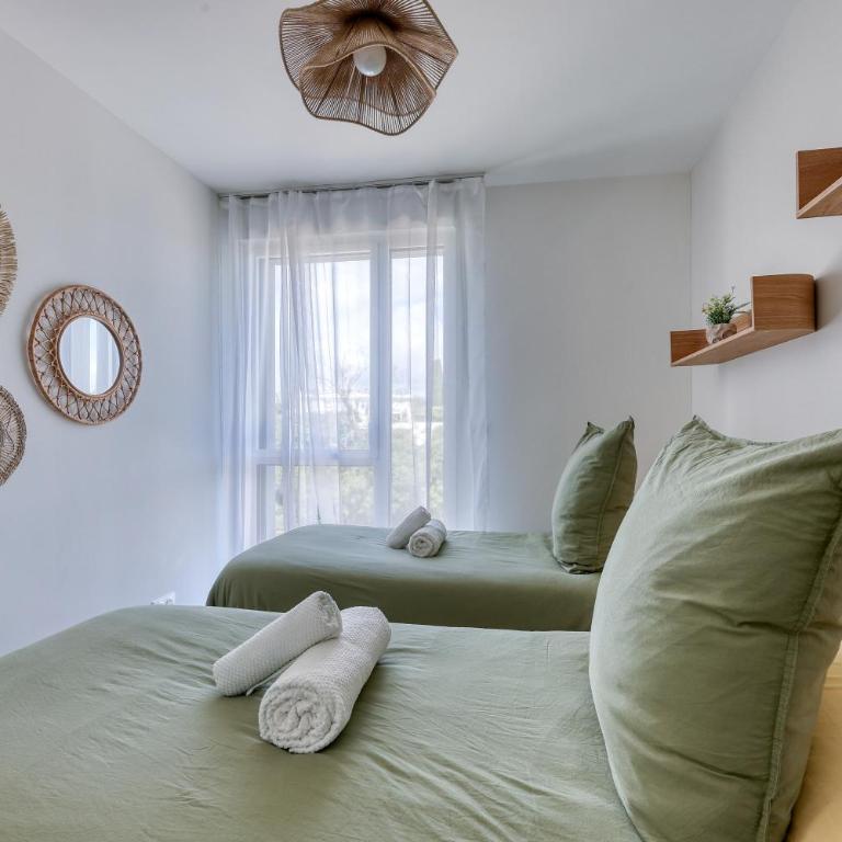 Les Lumières du Cinquième , 2 chambres , clim , wifi , Cap3000 à pied , parking - Appartement 2 Chambres - 15