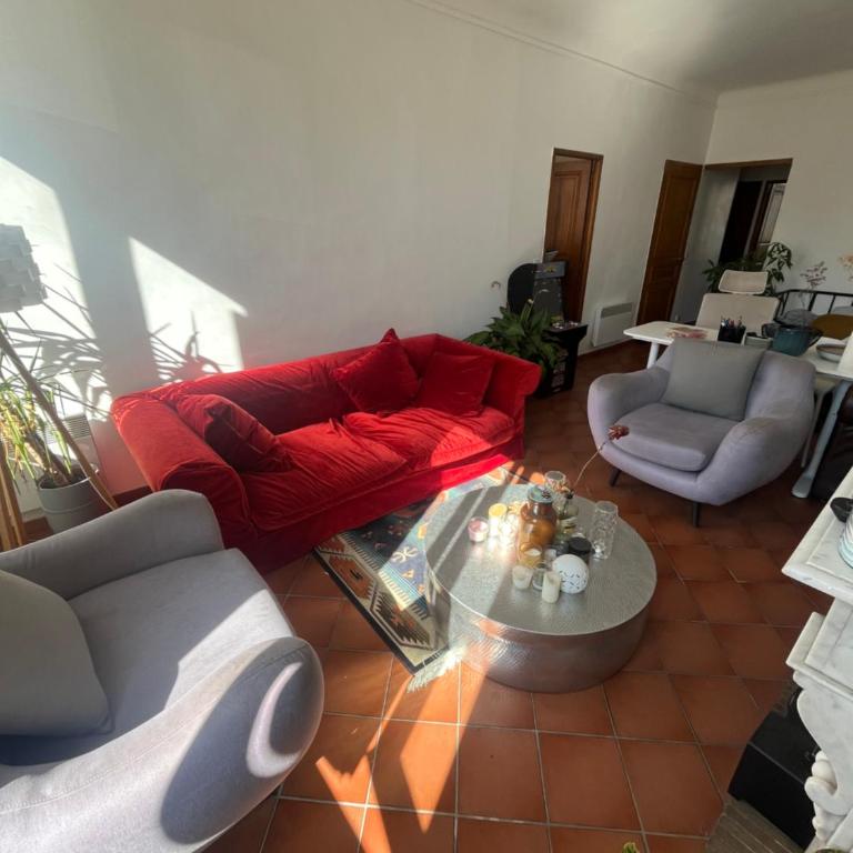 Appartement Cours Julien Proche de la Gare de Marseille Saint Charles Centre Ville - Apartment mit 2 Schlafzimmern - 13