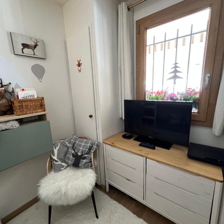 Exceptionnel appartement pour 5 personnes, havre de détente et de confort, immense terrasse, vue incroyable, parking - Appartement - 12