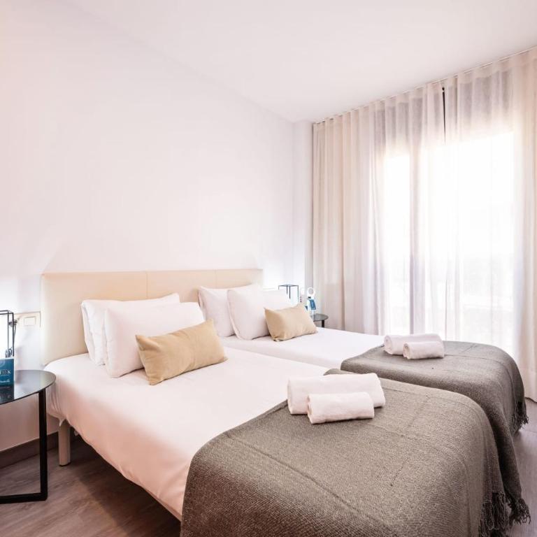 Sweett - Casa Fira - Two-Bedroom Apartment - 9