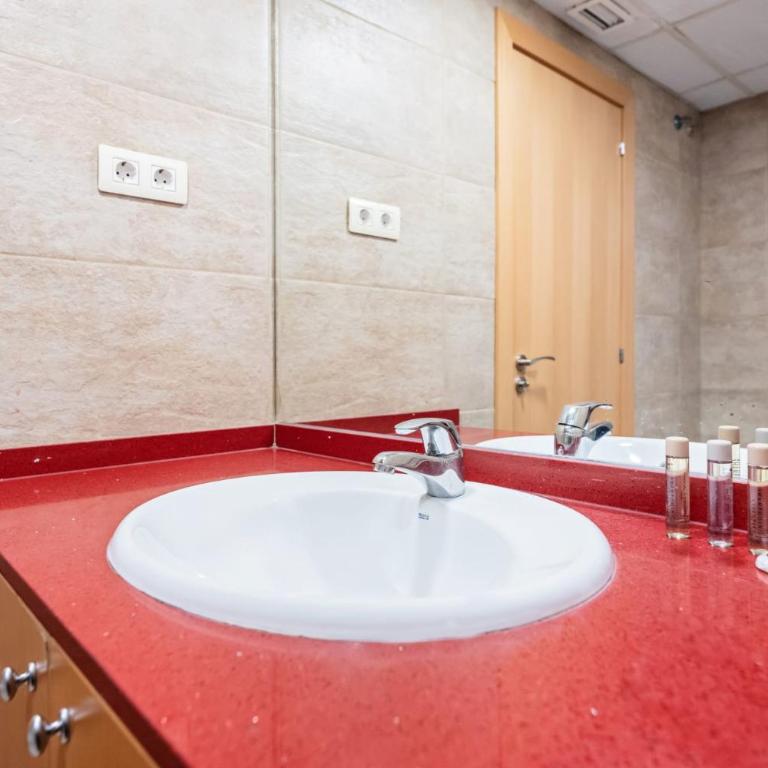 Sweett - Casa Fira - Two-Bedroom Apartment - 13