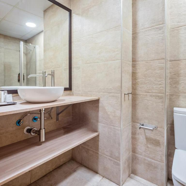 Sweett - Casa Fira - Two-Bedroom Apartment - 15