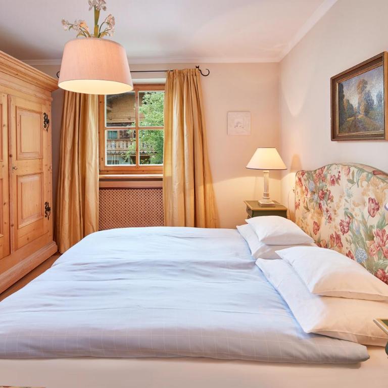 Landsitz Römerhof - Hotel Apartments - Classic Apartment mit 1 Schlafzimmer und Balkon - 4