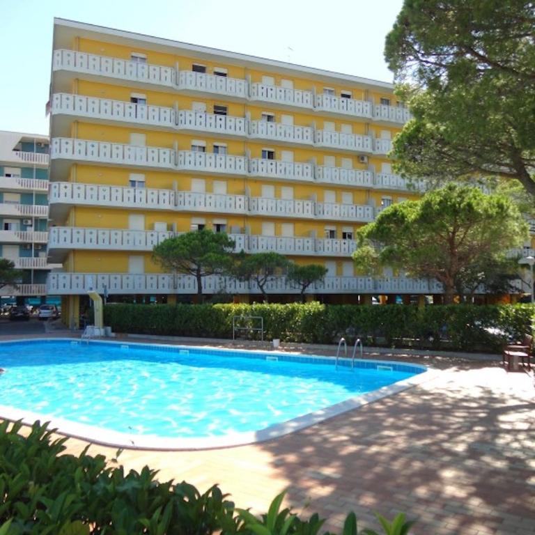 Flat with sea view balcony - Appartamento - 4