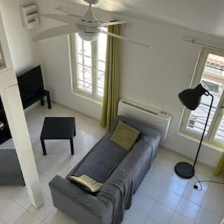 Duplex au calme Place de l'Horloge Clim Wi-Fi - Apartment mit 1 Schlafzimmer - 11