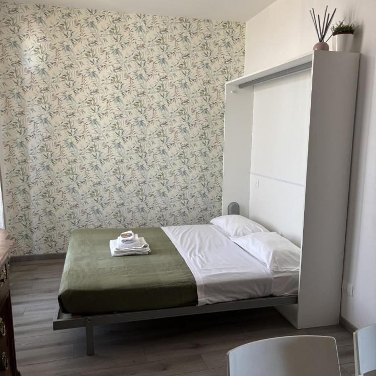 Caracciolo33 - Two-Bedroom Apartment - 9