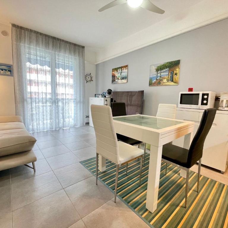 Modern apartment close to the beach - Appartamento - 2