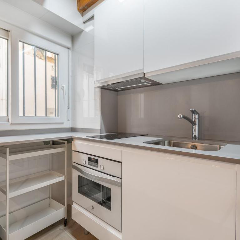 The Sailor House, minimum stay 30 nights, by PriorityVillas - Apartamento - 8