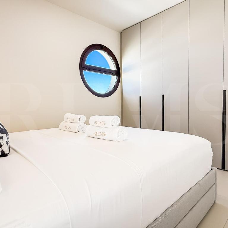 Seaview gem with terrace, hot tub and pool REMS - Apartamento de 3 dormitorios - 24