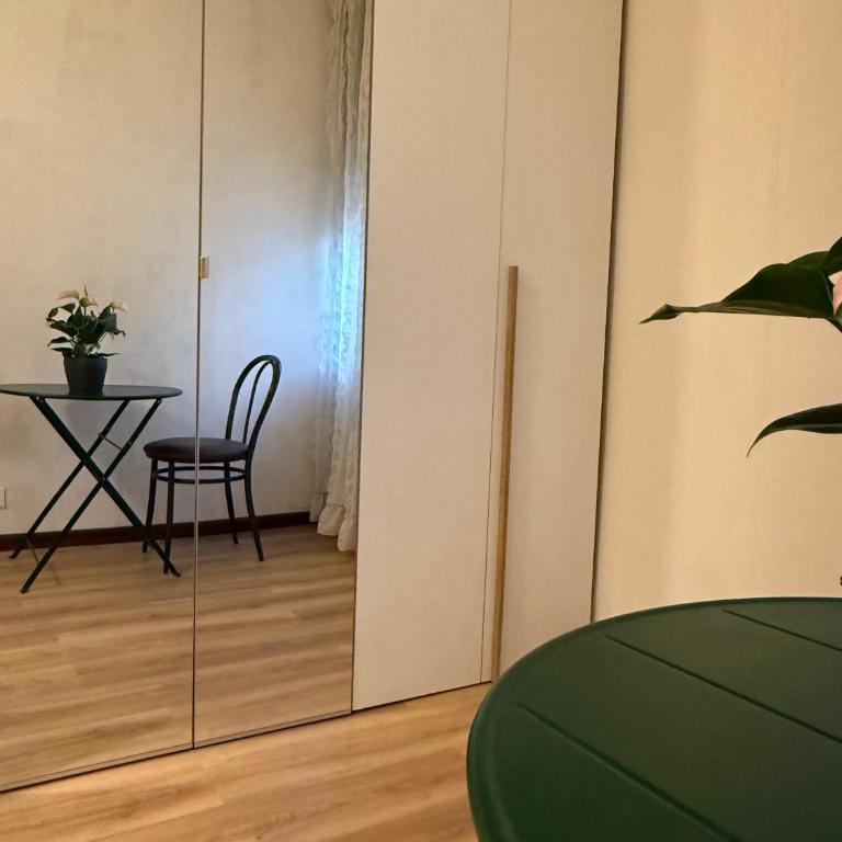 Residence Foscolo - Camera Matrimoniale/Doppia con Letti Singoli con Bagno in Comune - 4