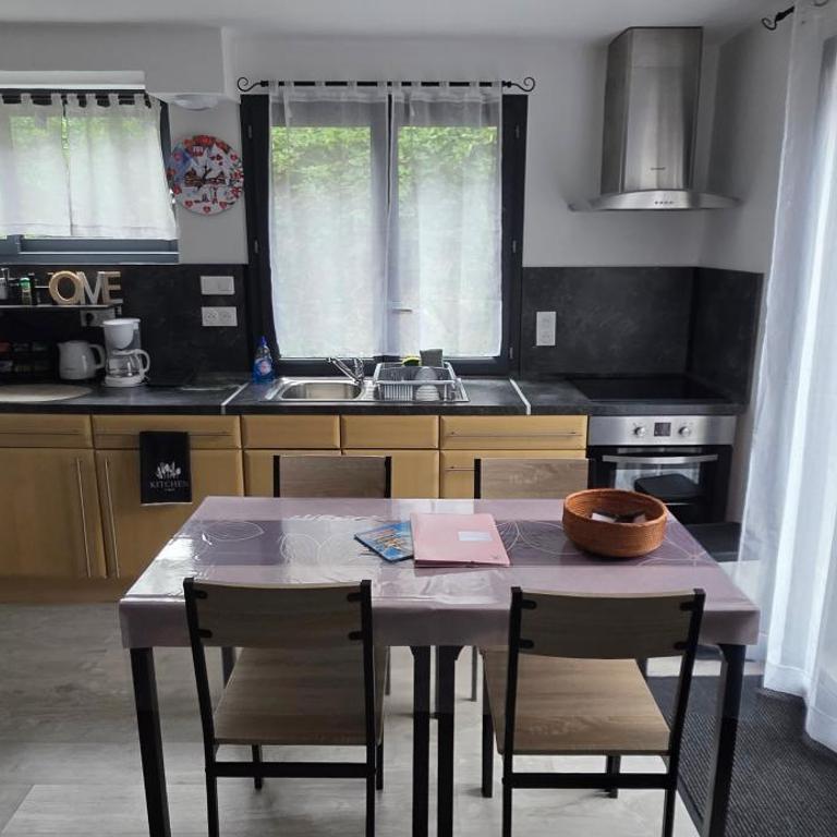 Studio 30m2 avec chambre - Appartement 1 Chambre - 11