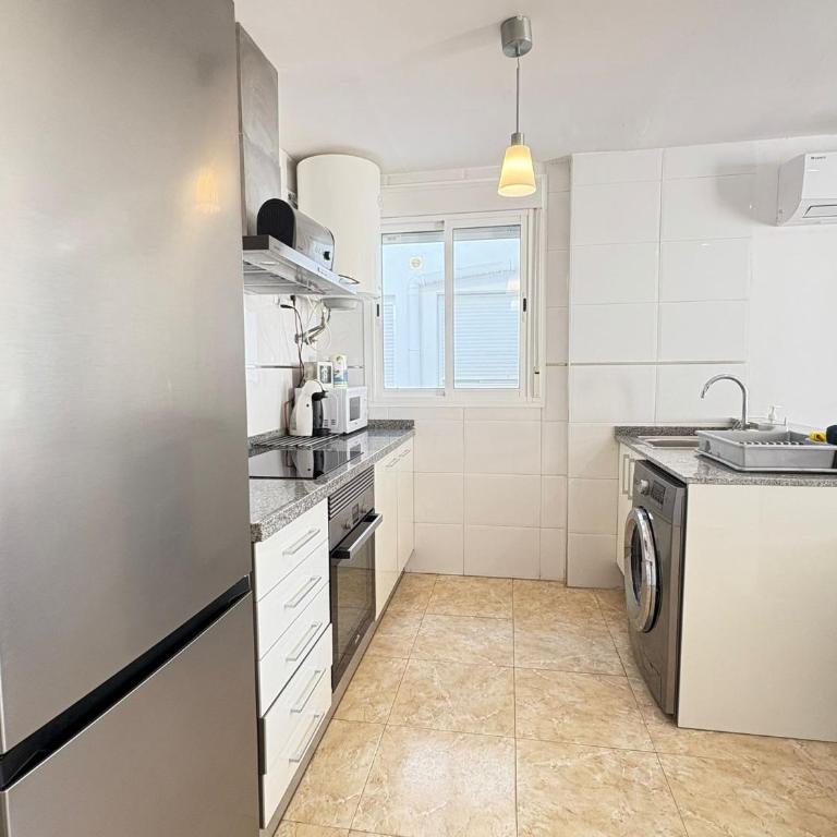 UIM Mediterraneo ATICO Poeta 8 Wifi - Two-Bedroom Apartment - 15