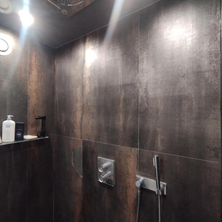 Jaccuzi, tour Eiffel, Led multicolores Paris 13 - Appartement 1 Chambre - 7