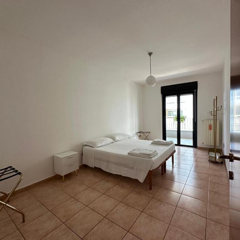Bari Double Sea View - Appartamento Familiare con 2 Camere da Letto - 9