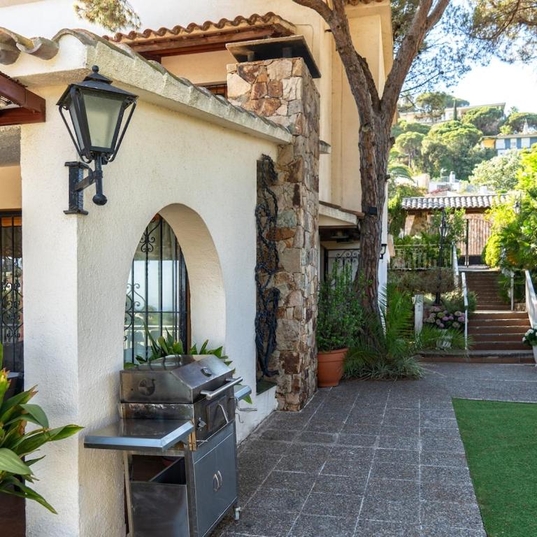 Villa with a great sea view,9min by walk to beach - Casa de 5 dormitorios - 47