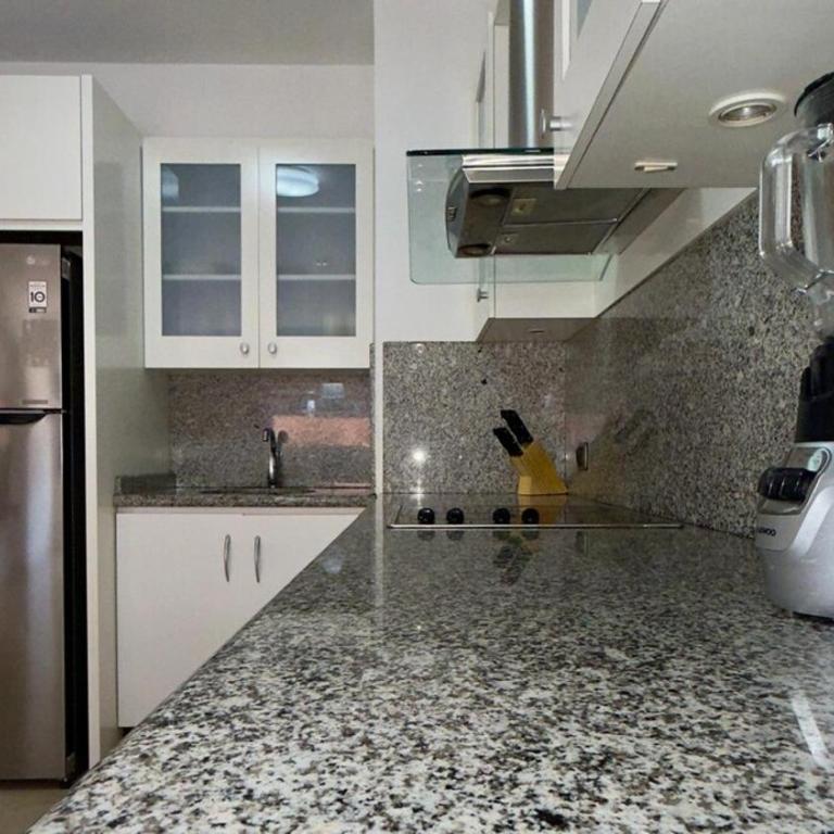 Apartment in Campo Alegre Chacao - Privileged Location - Apartamento de 2 dormitorios - 23