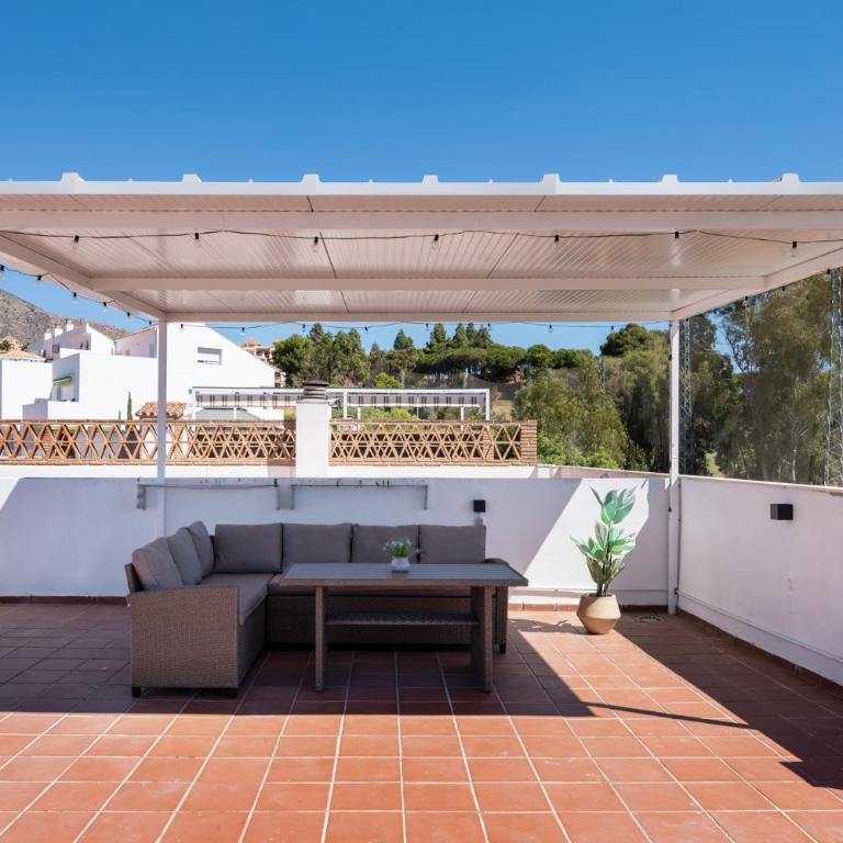 Jardines Torrequebradas By Alfresco Stays - Two-Bedroom Apartment with Terrace and Sea View - 2