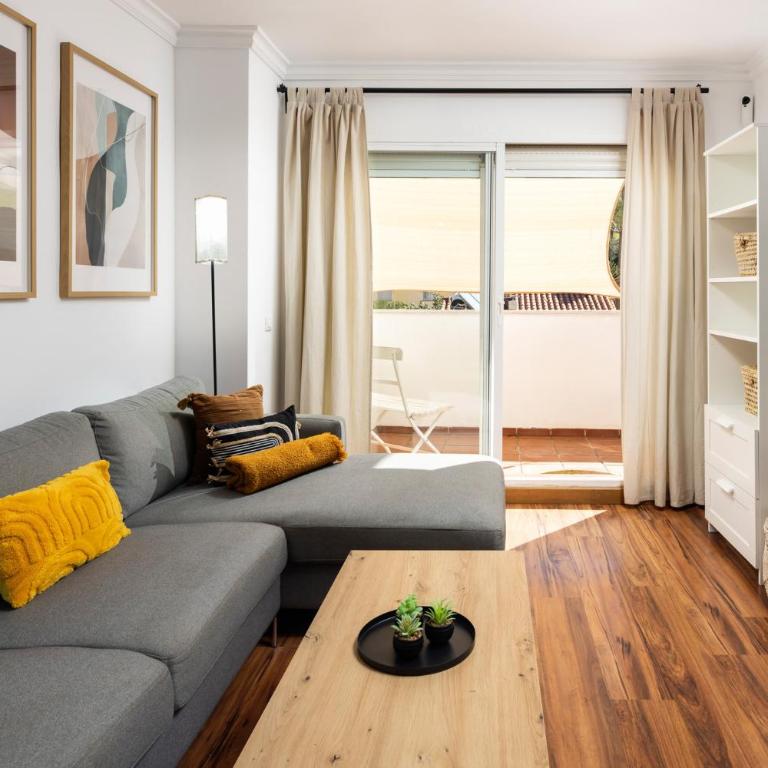 Jardines Torrequebradas By Alfresco Stays - Two-Bedroom Apartment with Terrace and Sea View - 13